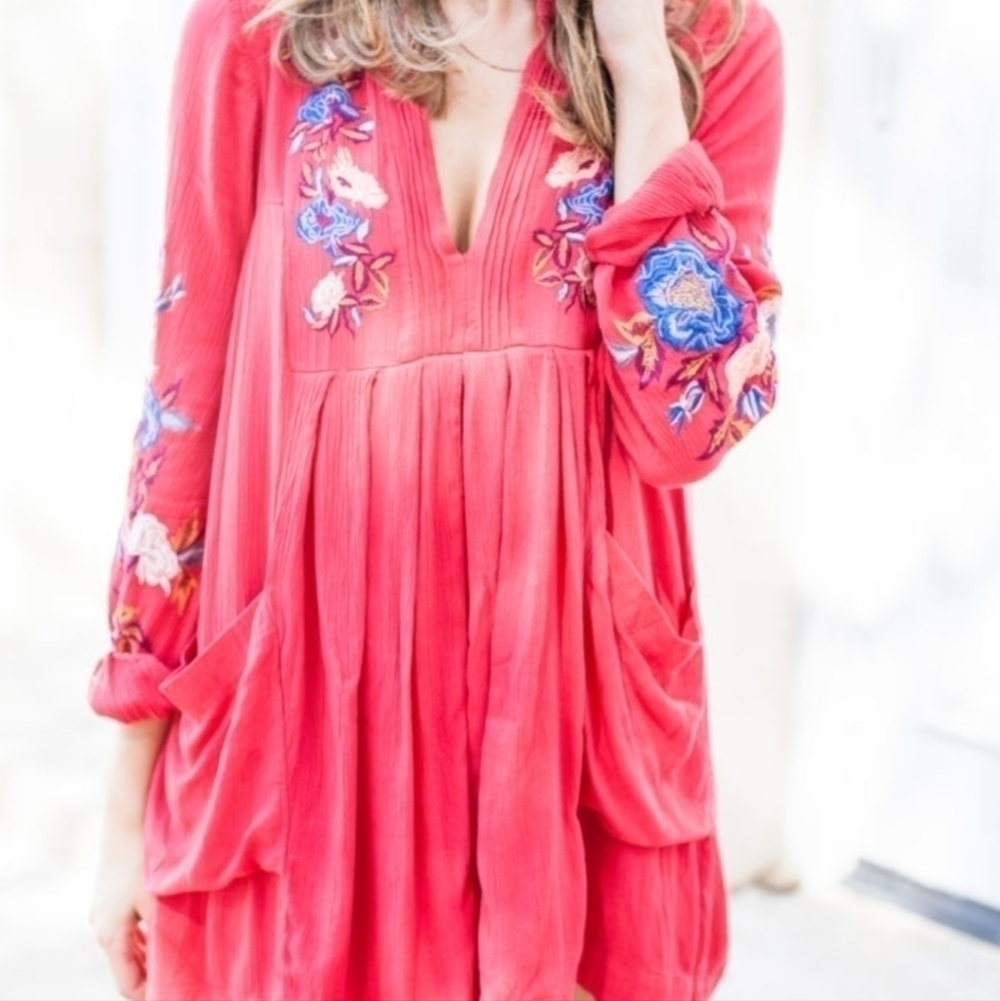 Nwt Free People Women Red Embroidered Gypsy Boho Mini Dress